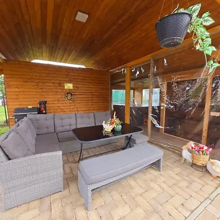 Oliver Apartmanhaz * Балатонлелле