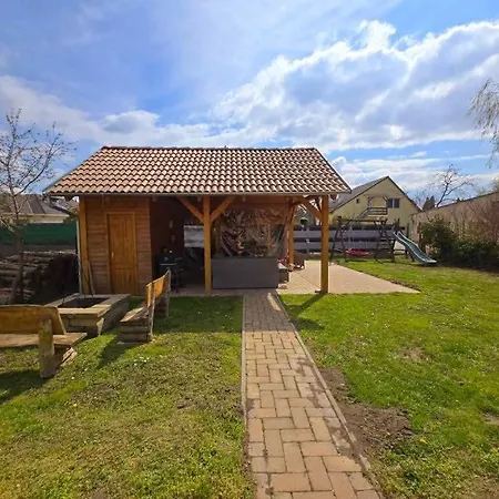 Oliver Apartmanhaz Апартаменты *